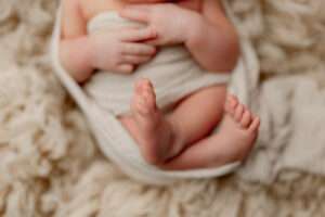 northwest arkansas newborn photographer, newborn photoshoot near me Fayetteville