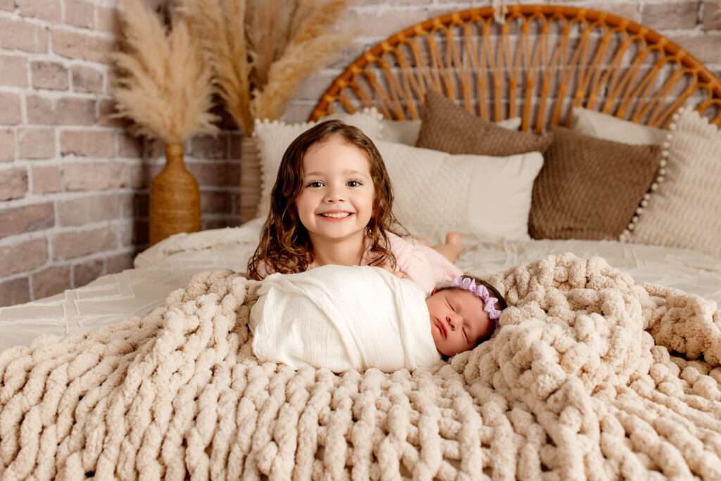 Cave Springs newborn photographer, newborn portraits NW Arkansas, lifestyle newborn photography near me