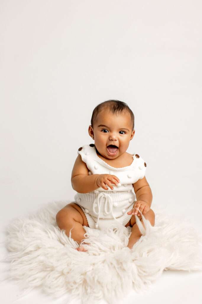 baby photographer Pea Ridge AR, milestone session, NWA baby portrait studio