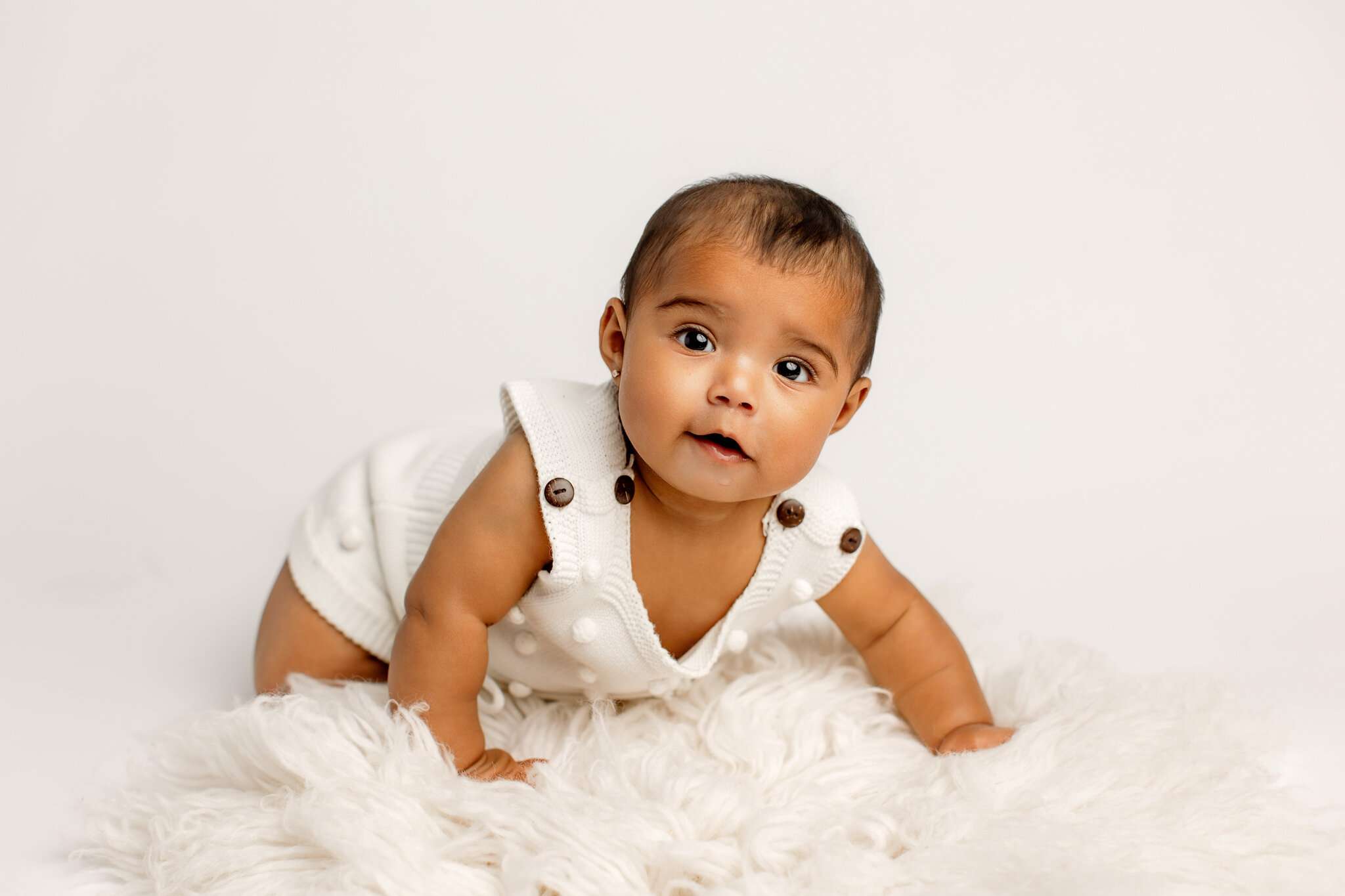 baby photographer Pea Ridge AR, milestone session, NWA baby portrait studio