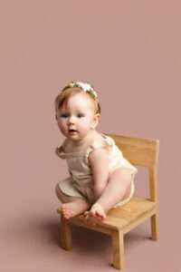 cake smash photography Pea Ridge, Cave Springs 1st birthday photoshoot, best Fayetteville AR vavy photographer