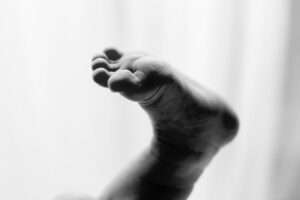 northwest arkansas newborn photographer, newborn photoshoot near me Fayetteville