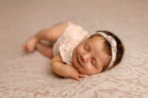 NWA Arkansas newborn photographer, Northwest Arkansas baby photoshoot, newborn portraits near me