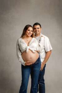 NW Arkansas maternity photographer, maternity photoshoot near me, maternity session near me