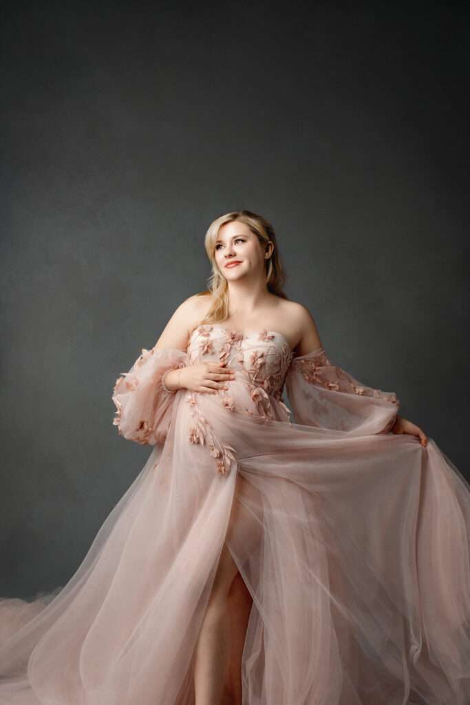 maternity photoshoot near me, planning a maternity session, luxury maternity portrait studio