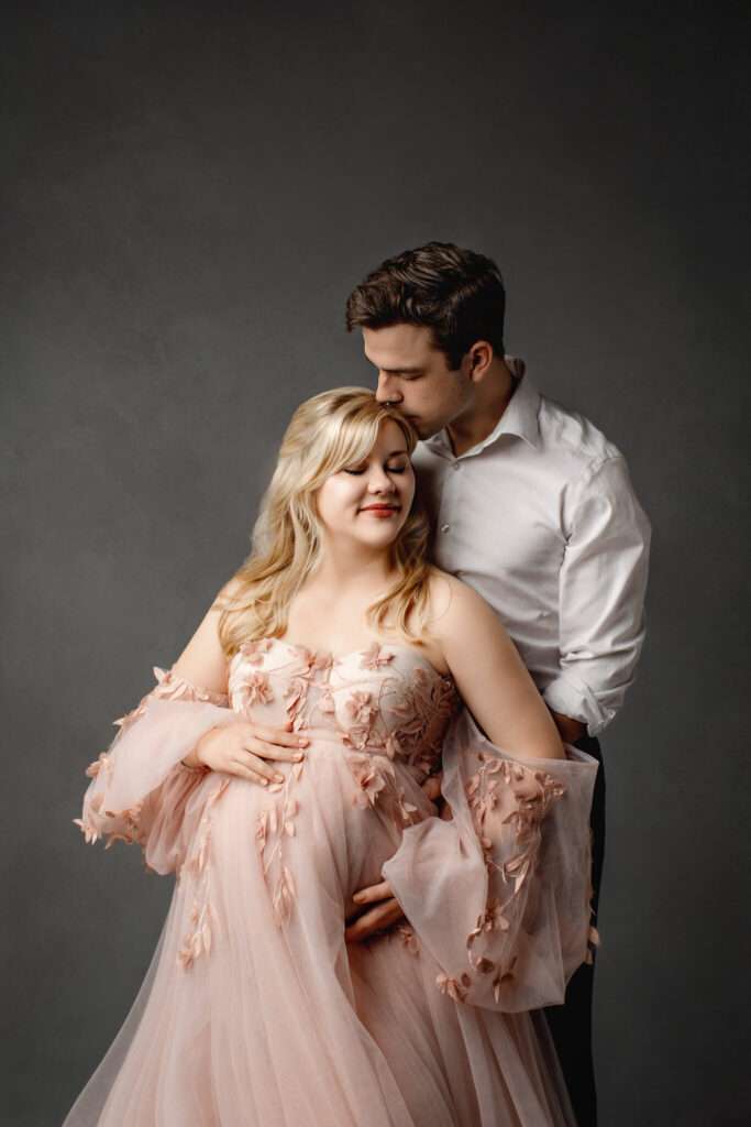 maternity photoshoot near me, planning a maternity session, luxury maternity portrait studio