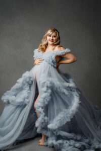 maternity photoshoot near me, planning a maternity session, luxury maternity portrait studio